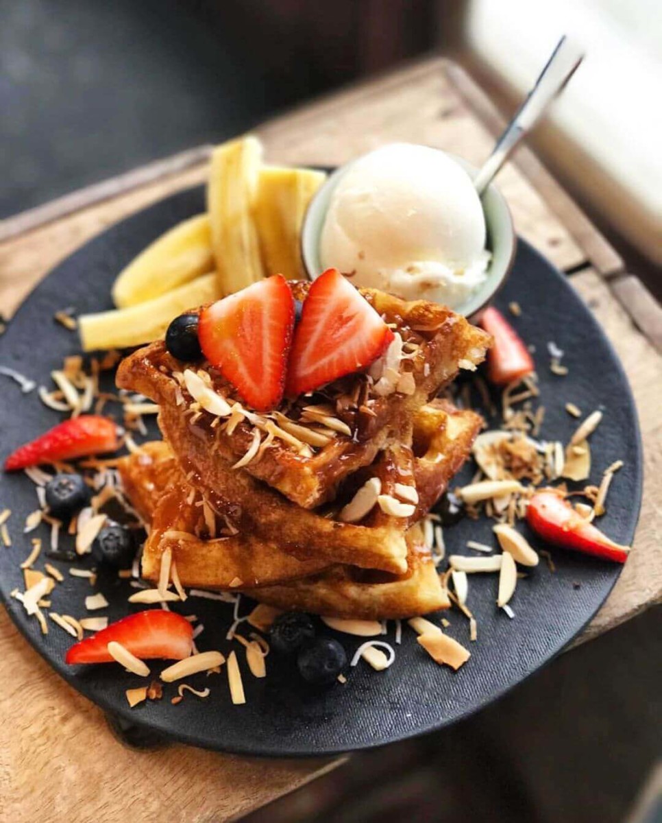 ESSENTIAL EATS: Secret Recipes from Byron’s Toast the Sun Luxury Brekky Experience